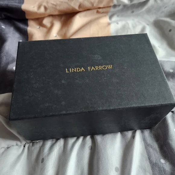 Linda Farrow Luxe Fontaine Cat Eye Sunglasses - Picture 9 of 11